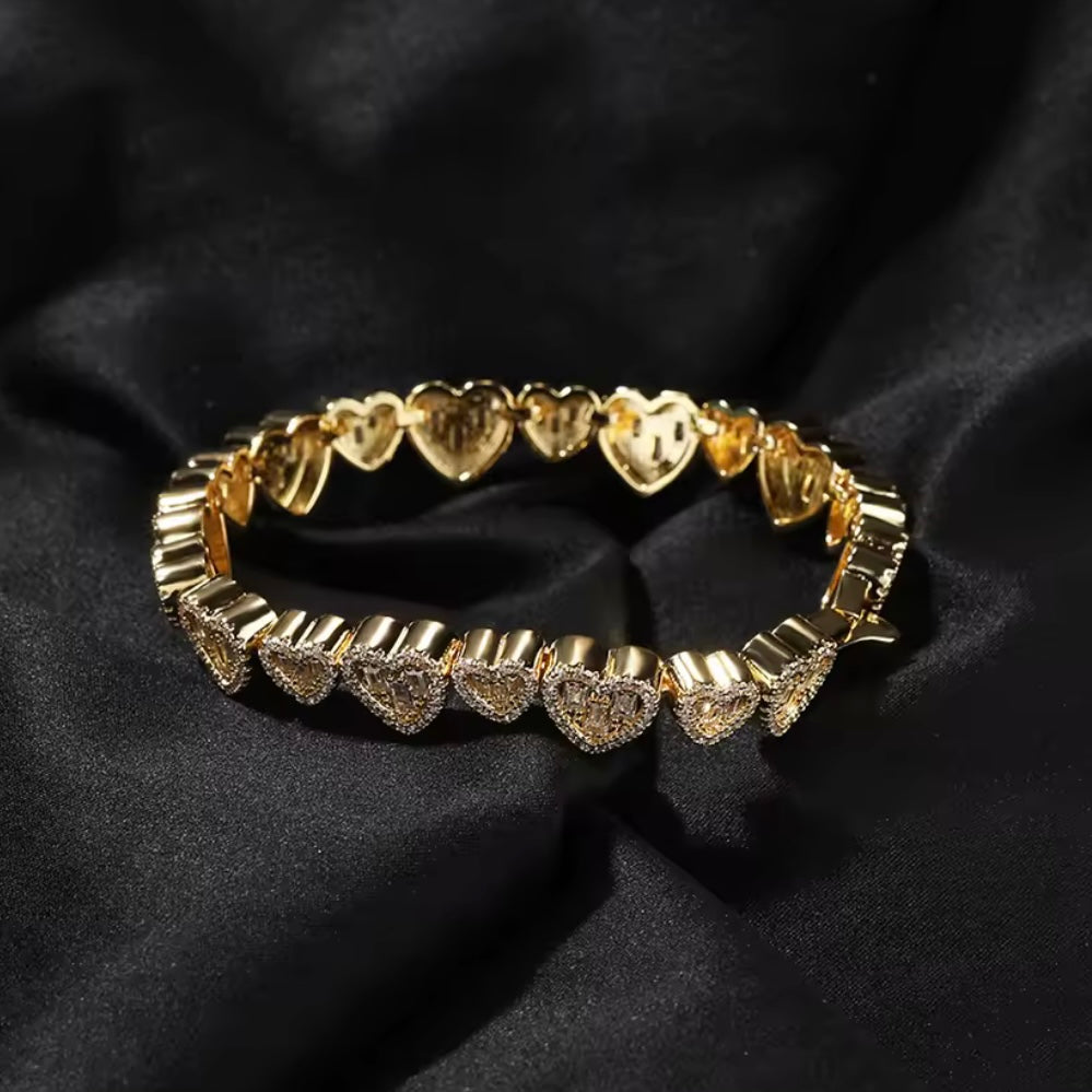Luxe Loveheart Bracelet